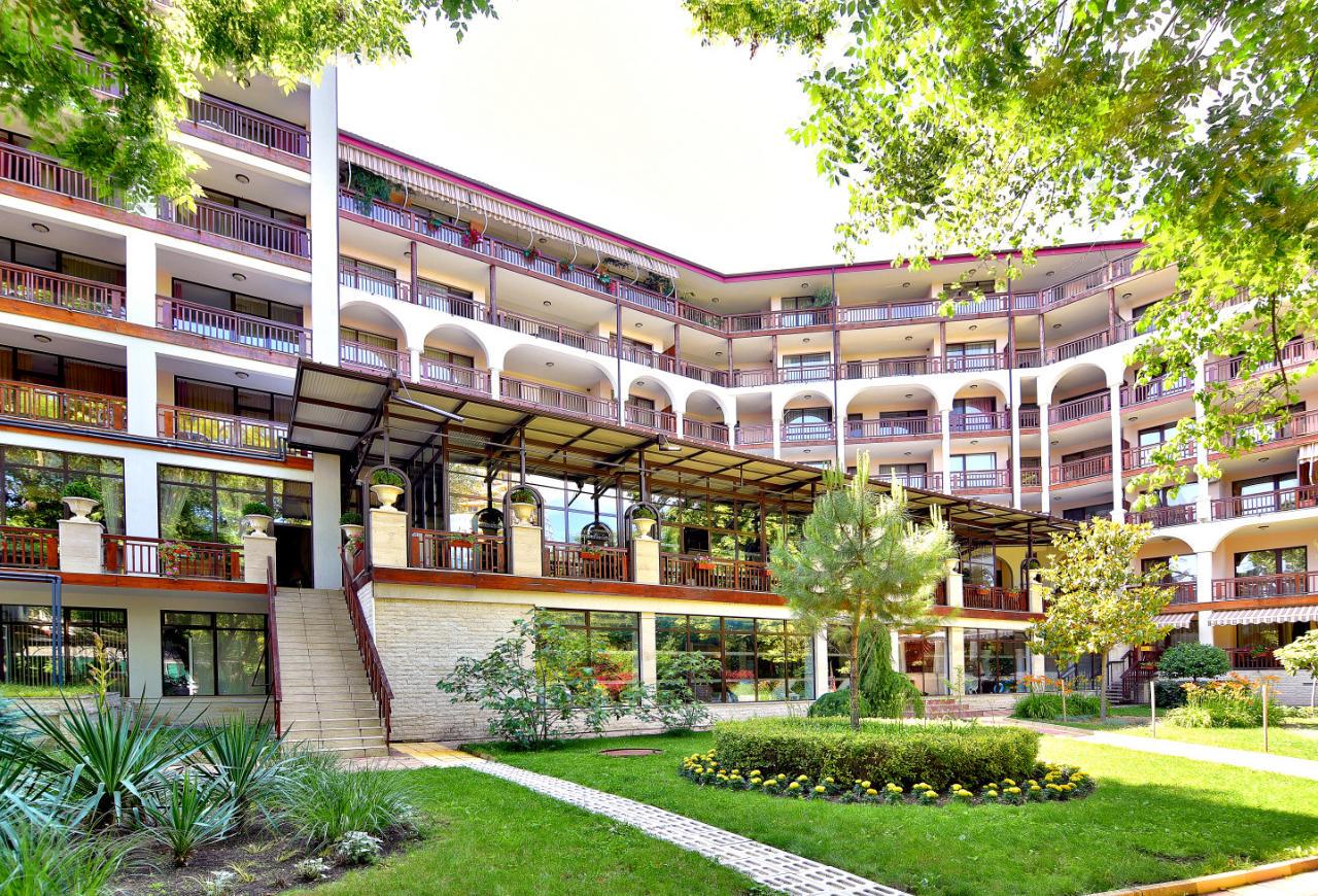 Estrea 1.jpg