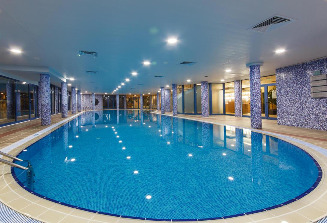 IndoorPool 1.jpg